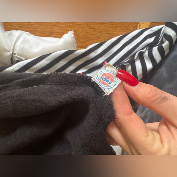 80s Vintage Black Long Sleeve Dress with Black and White Striped Sleeves - Picture 4 of 12